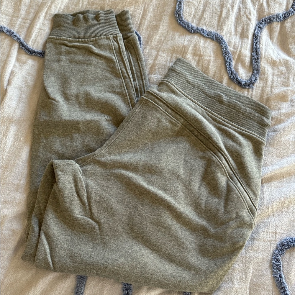 Lululemon joggers